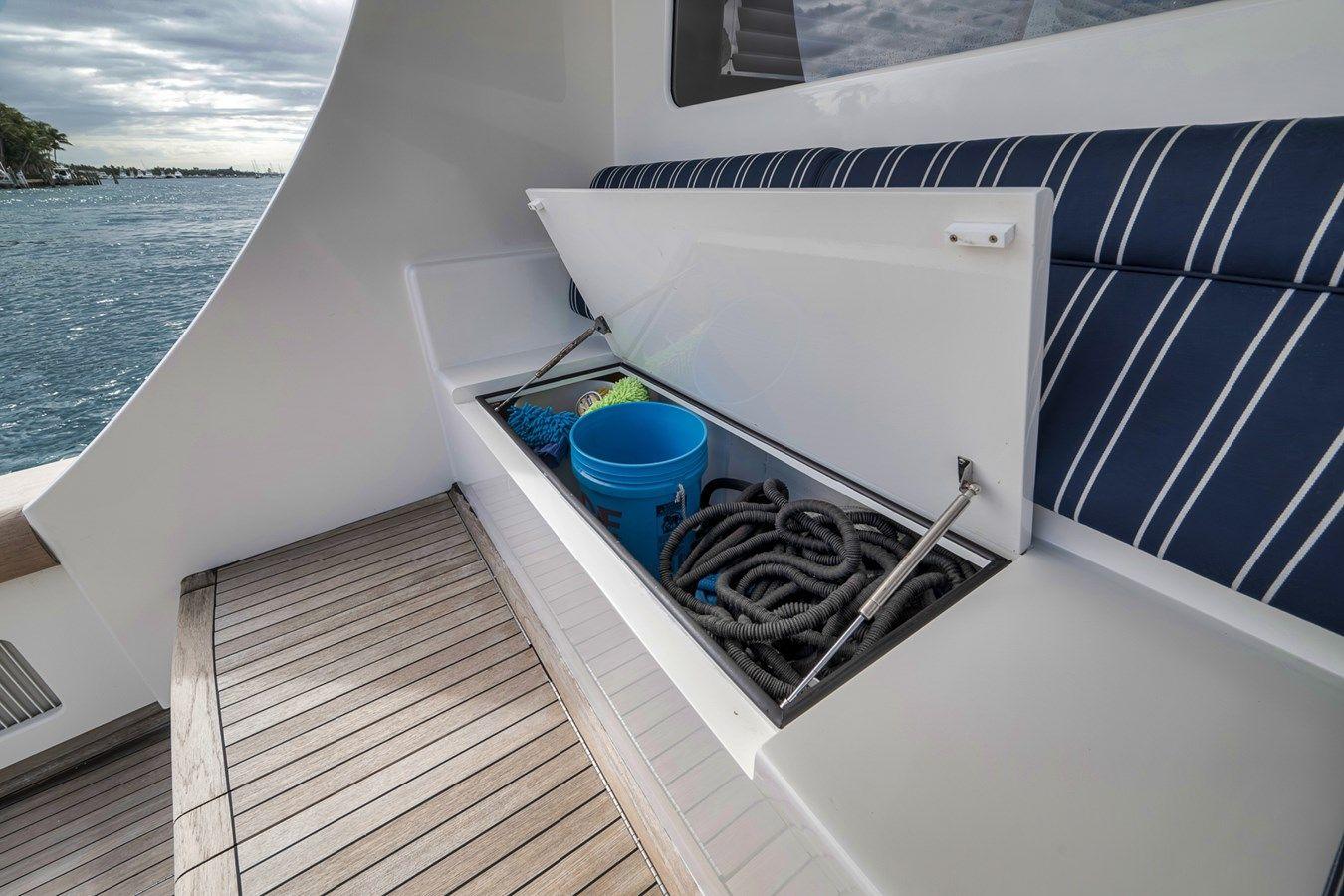 Buy a TWIN TALES 1999 at Shestakov Yacht Sales