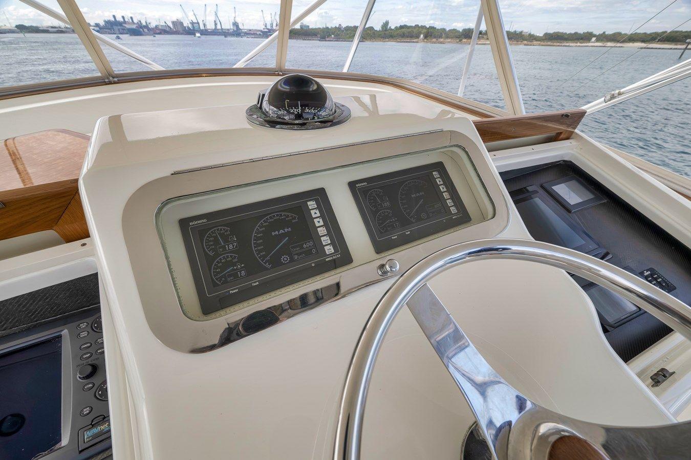 best yacht sales deals TWIN TALES Convertible