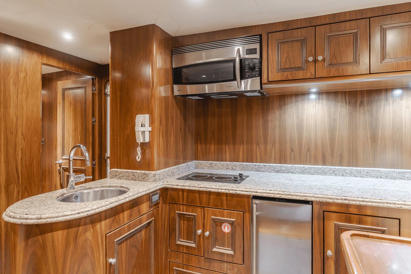 Buy a yacht White Lotus