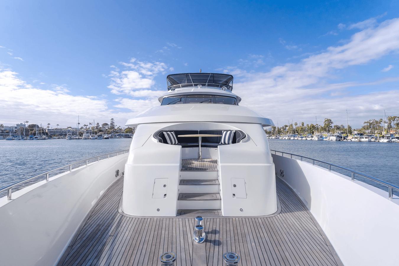 best yacht sales deals White Lotus 2011