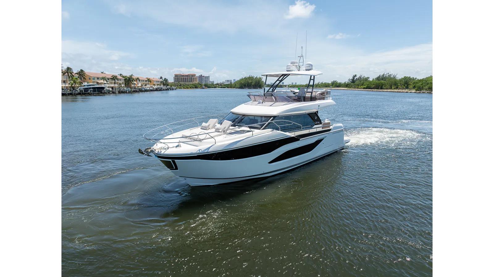 Buy a F4.9 49 at Shestakov Yacht Sales