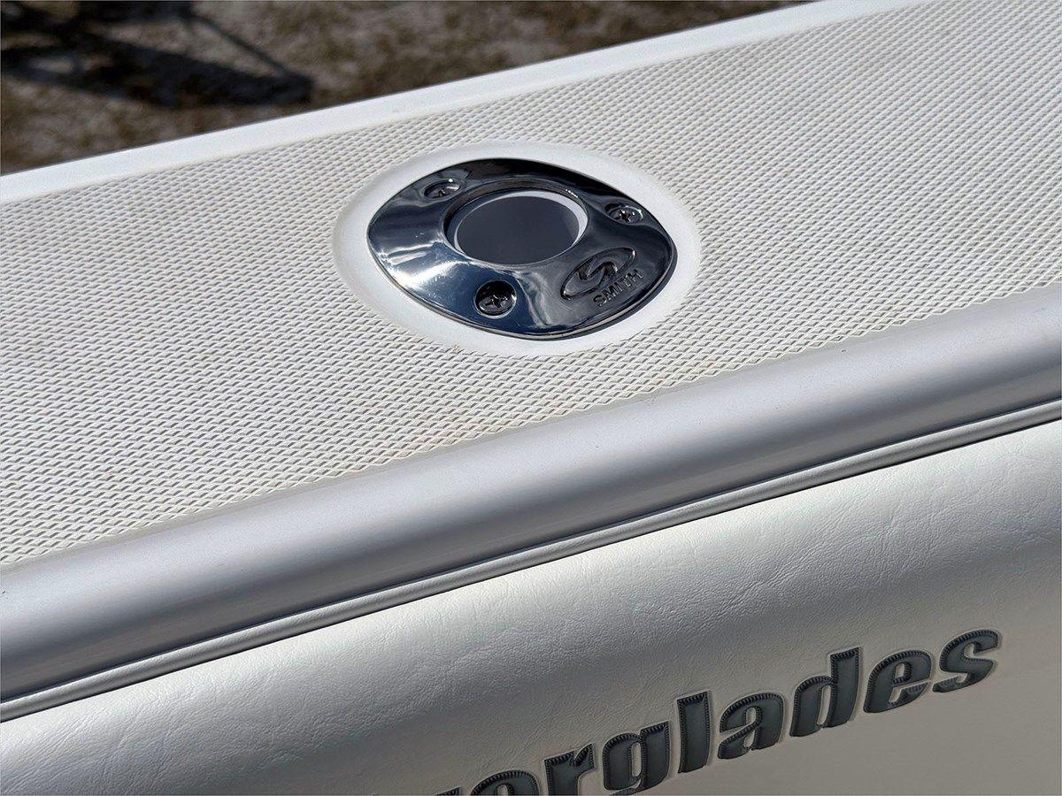 24' Everglades 2017 243 CC - Everglades yacht sale