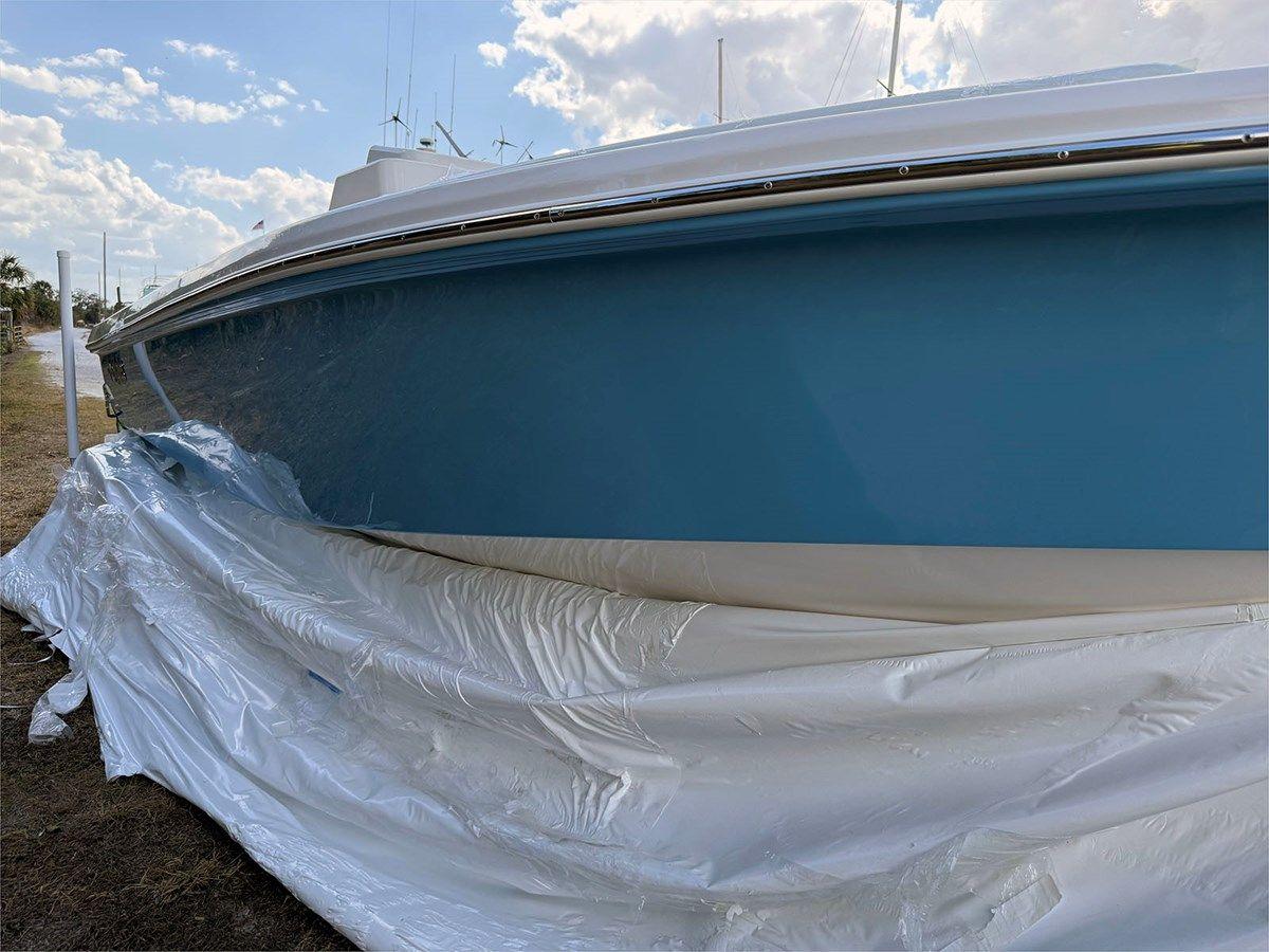 the best price on 24' Everglades 2017 243 CC