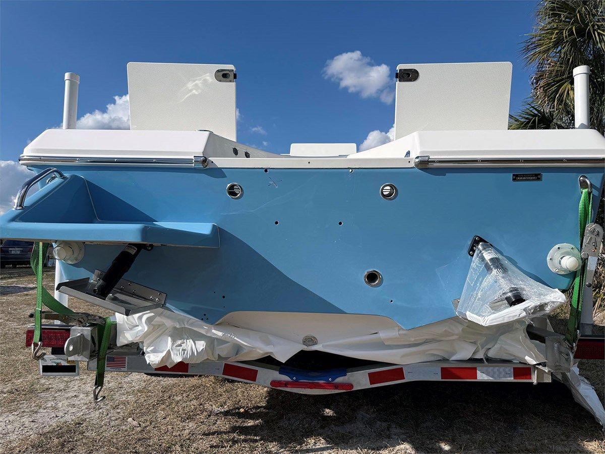 24' Everglades 2017 243 CC - Everglades price