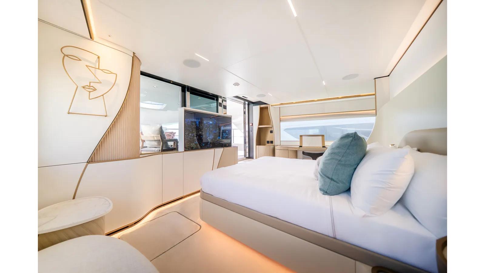 Buy a 100 TERRACE - Majesty Yachts at Shestakov Yacht Sales