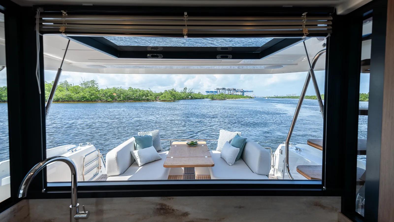 the best price on F4.9 F4.9