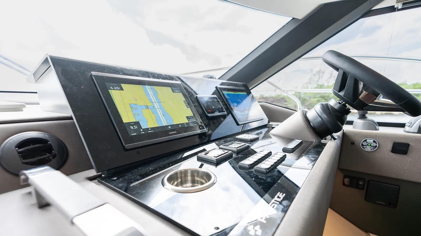 Buy a F4.9 - PRESTIGE at Shestakov Yacht Sales