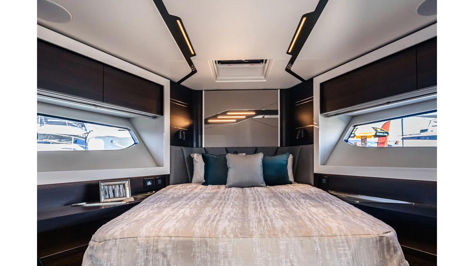 the best price on PREDATOR 65 - Sunseeker