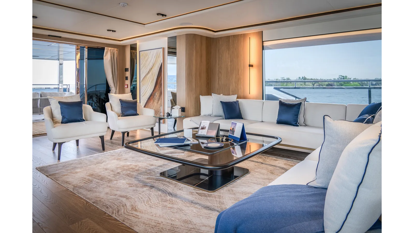 MAJESTY 112 - Majesty Yachts price