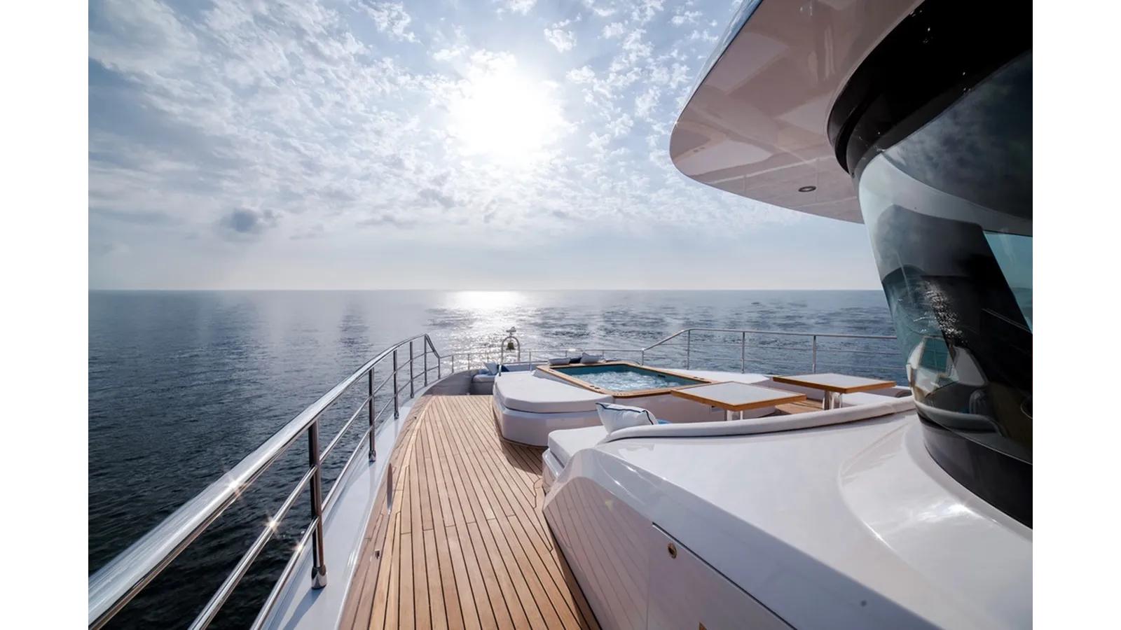 MAJESTY 112 - Majesty Yachts price