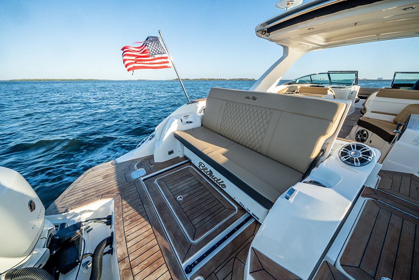 Стоимость яхты BLONDIE - SEA RAY