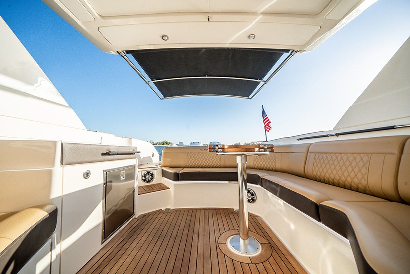 Продажа яхты BLONDIE