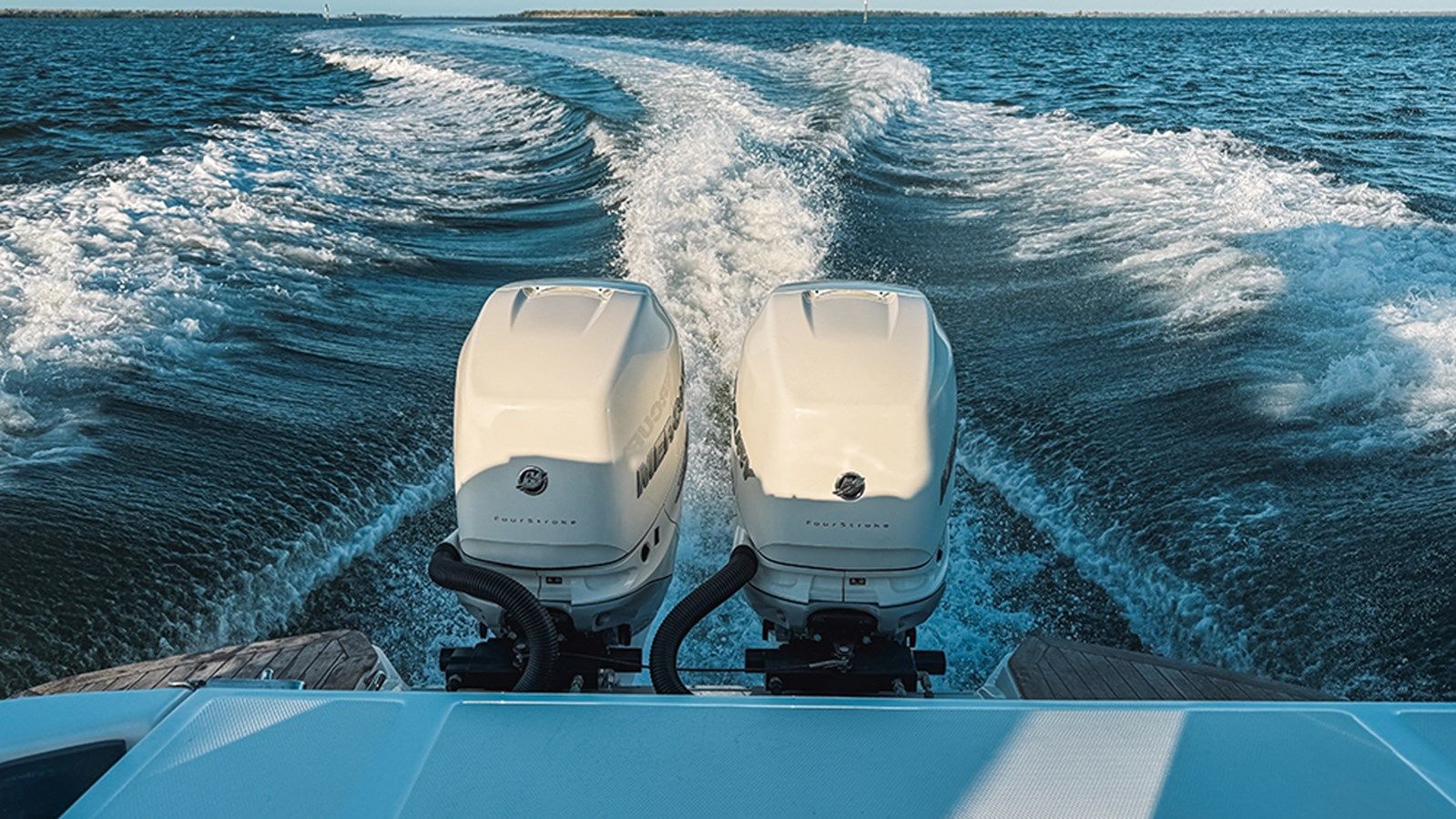 Продажа яхты BLONDIE SLX 350 Outboard