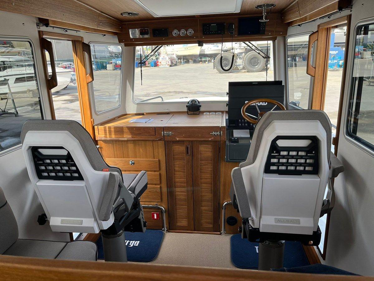 Buy a Otoro 30 at Shestakov Yacht Sales