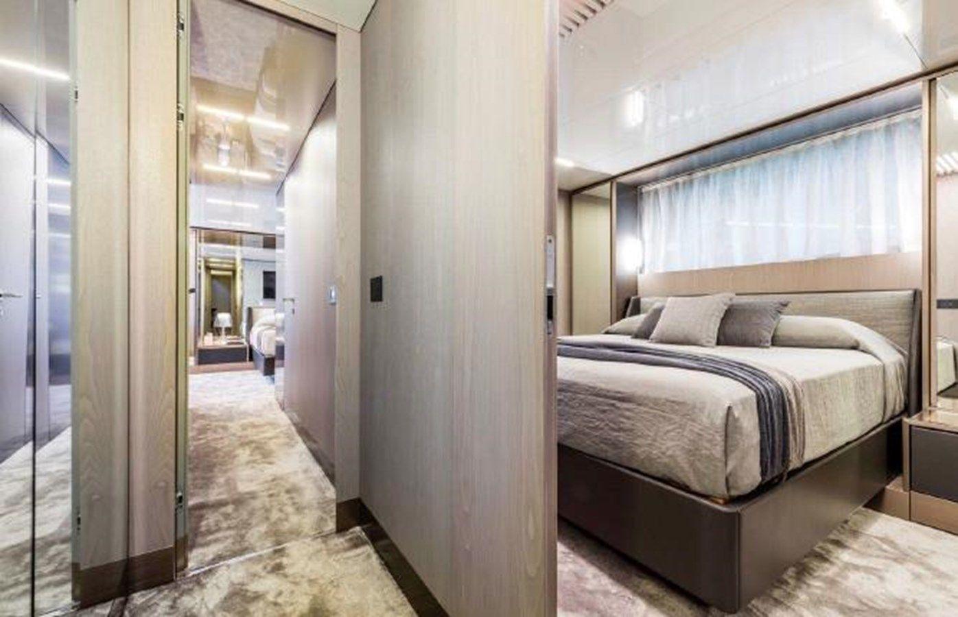 Ferretti Yachts 850 - Ferretti Yachts yacht sale