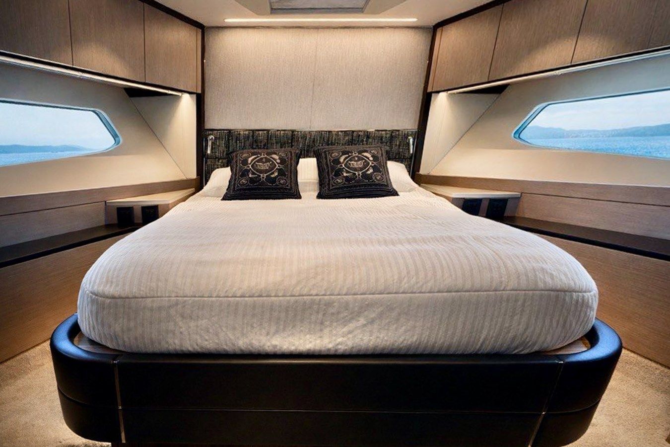 Buy a yacht Sunseeker Manhattan 68 69