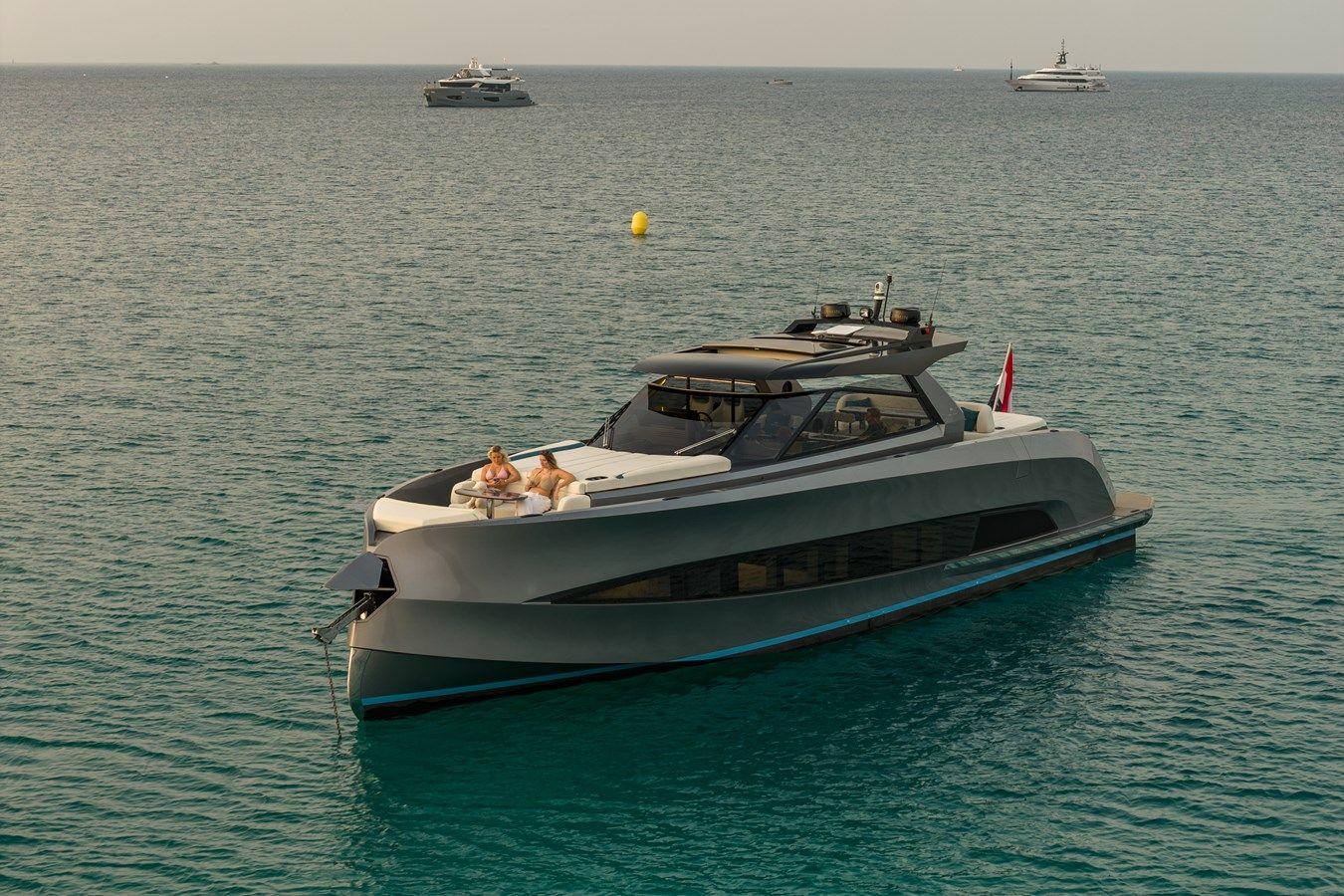 Buy a yacht COOLR - STEELER YACHTS