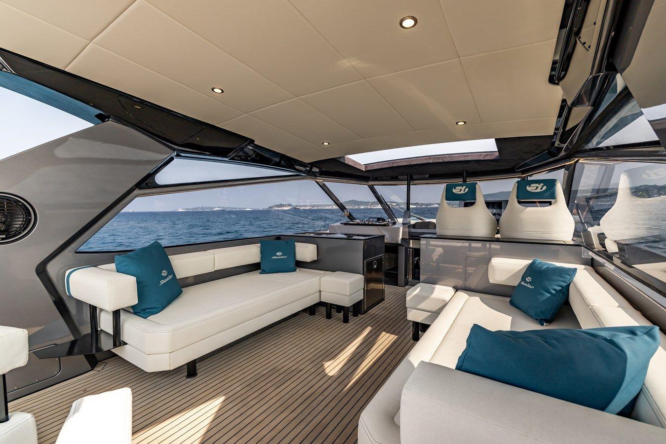 the best price on COOLR BRONSON 65