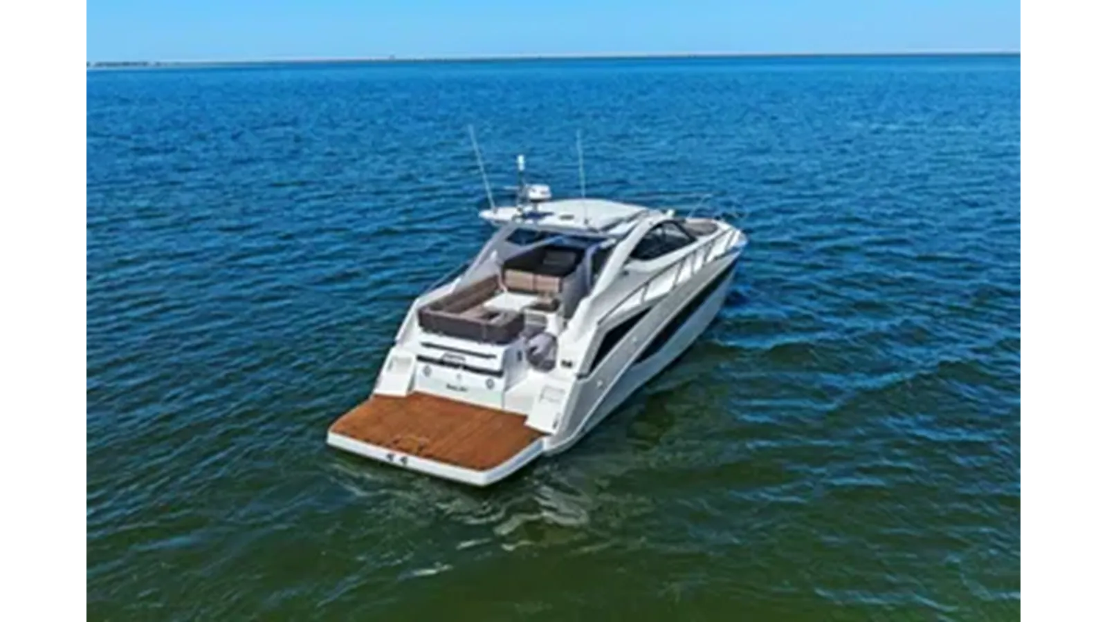 Купить яхту BOARD ROOM 385 HTS в Shestakov Yacht Sales