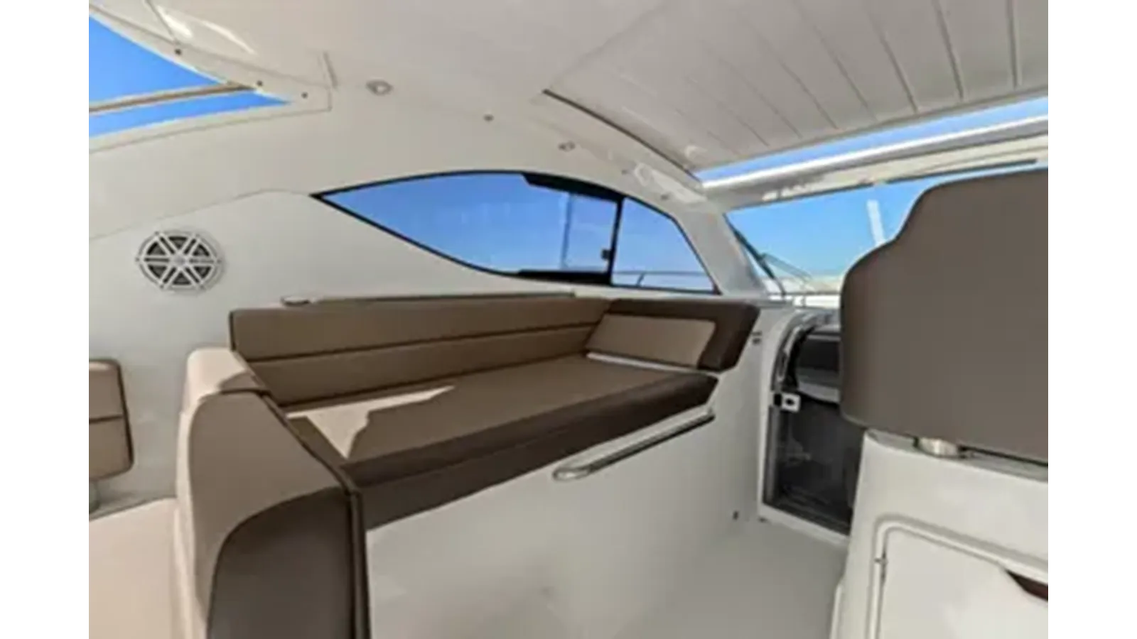 Лучшие предложения покупки яхты BOARD ROOM 38