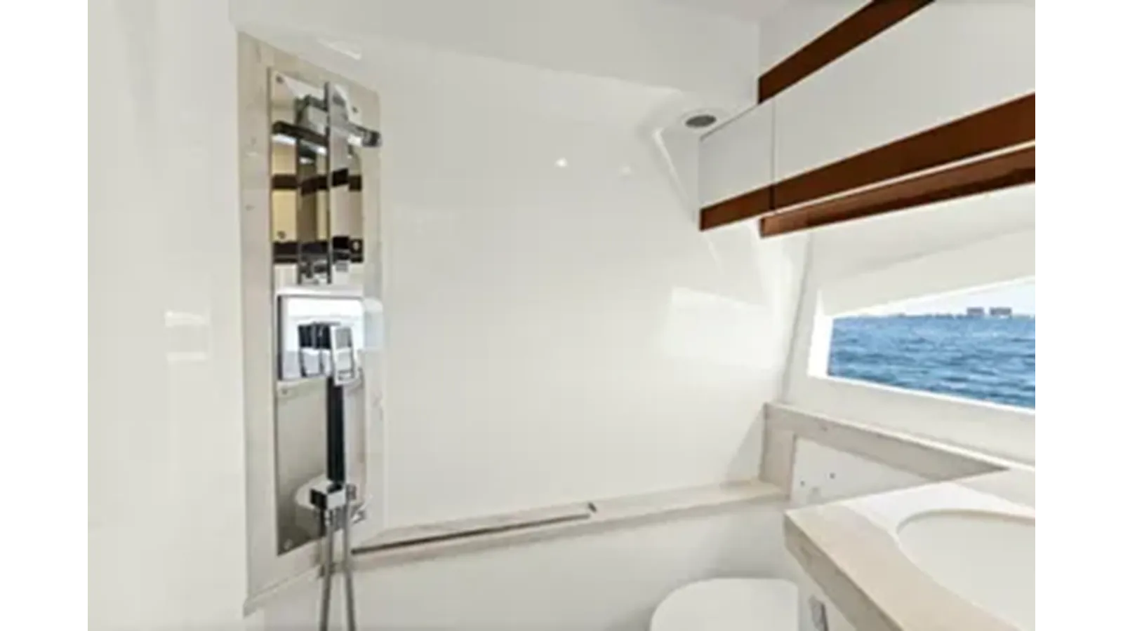 Стоимость яхты BOARD ROOM 2017