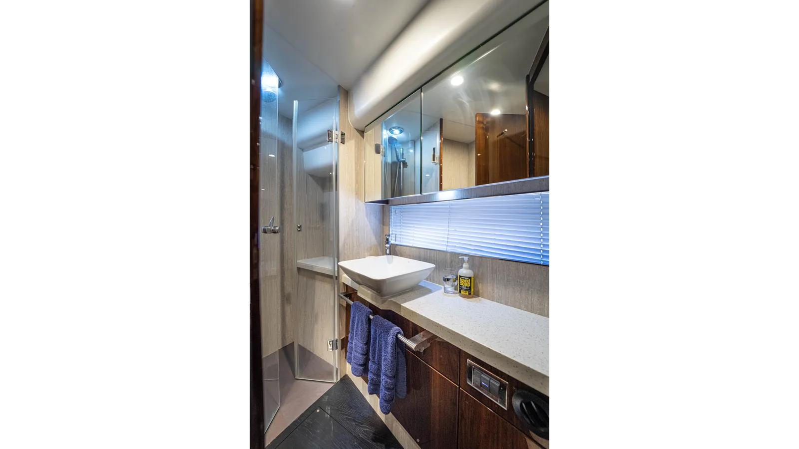 Buy a yacht FOREVER RECESS 2019