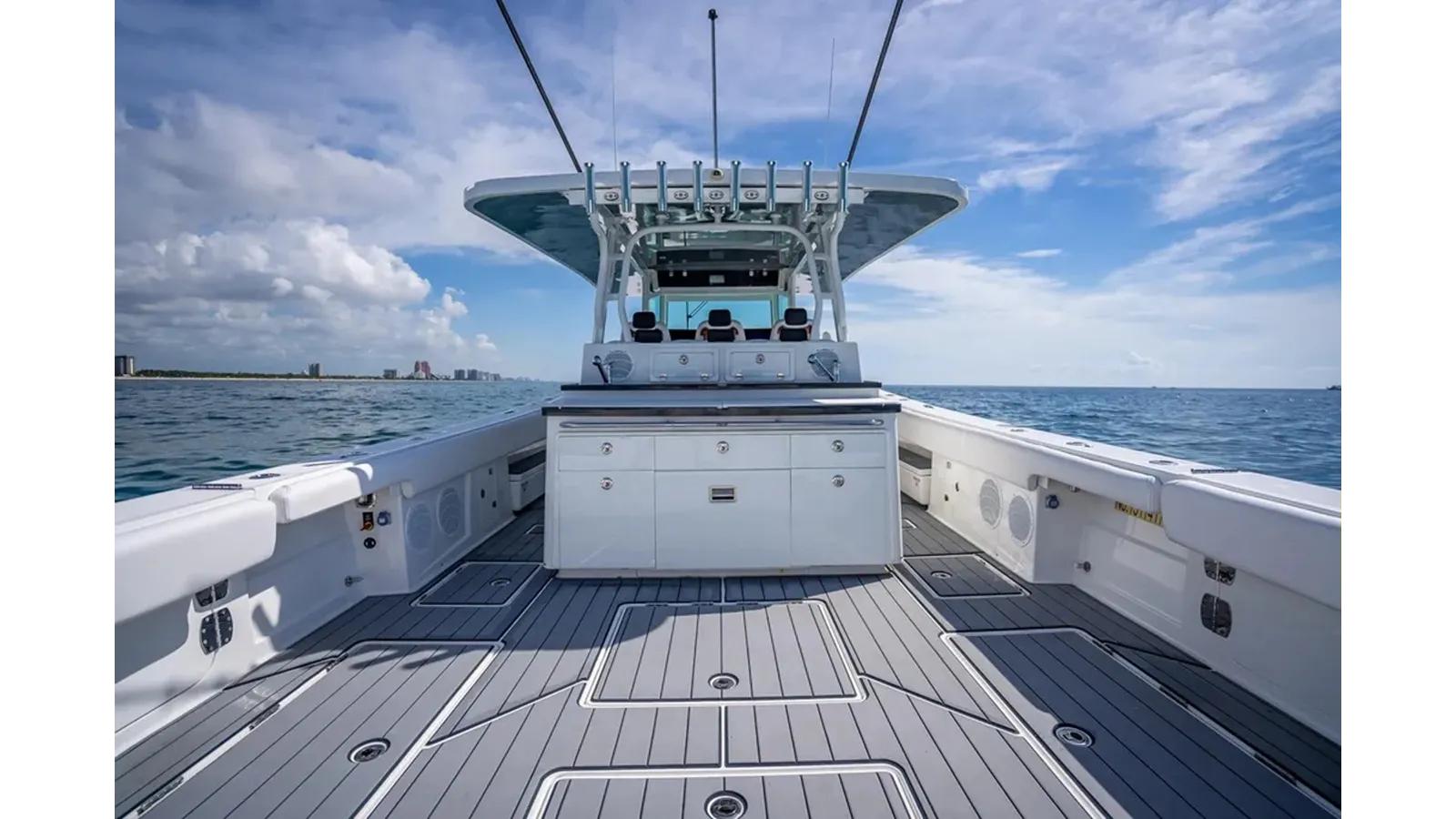 best yacht sales deals DREAM CHASER 53