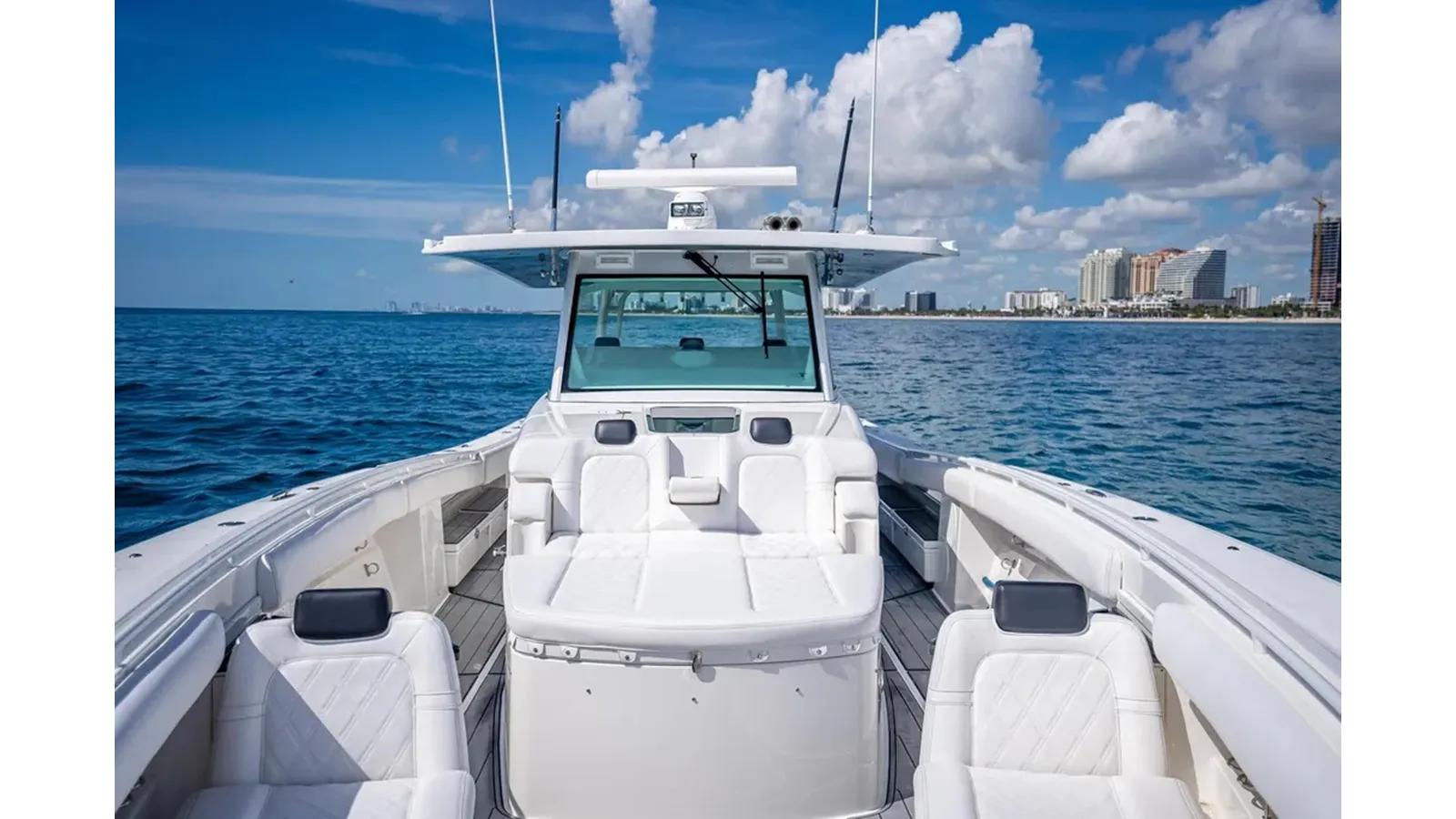 best yacht sales deals DREAM CHASER 53 Suenos