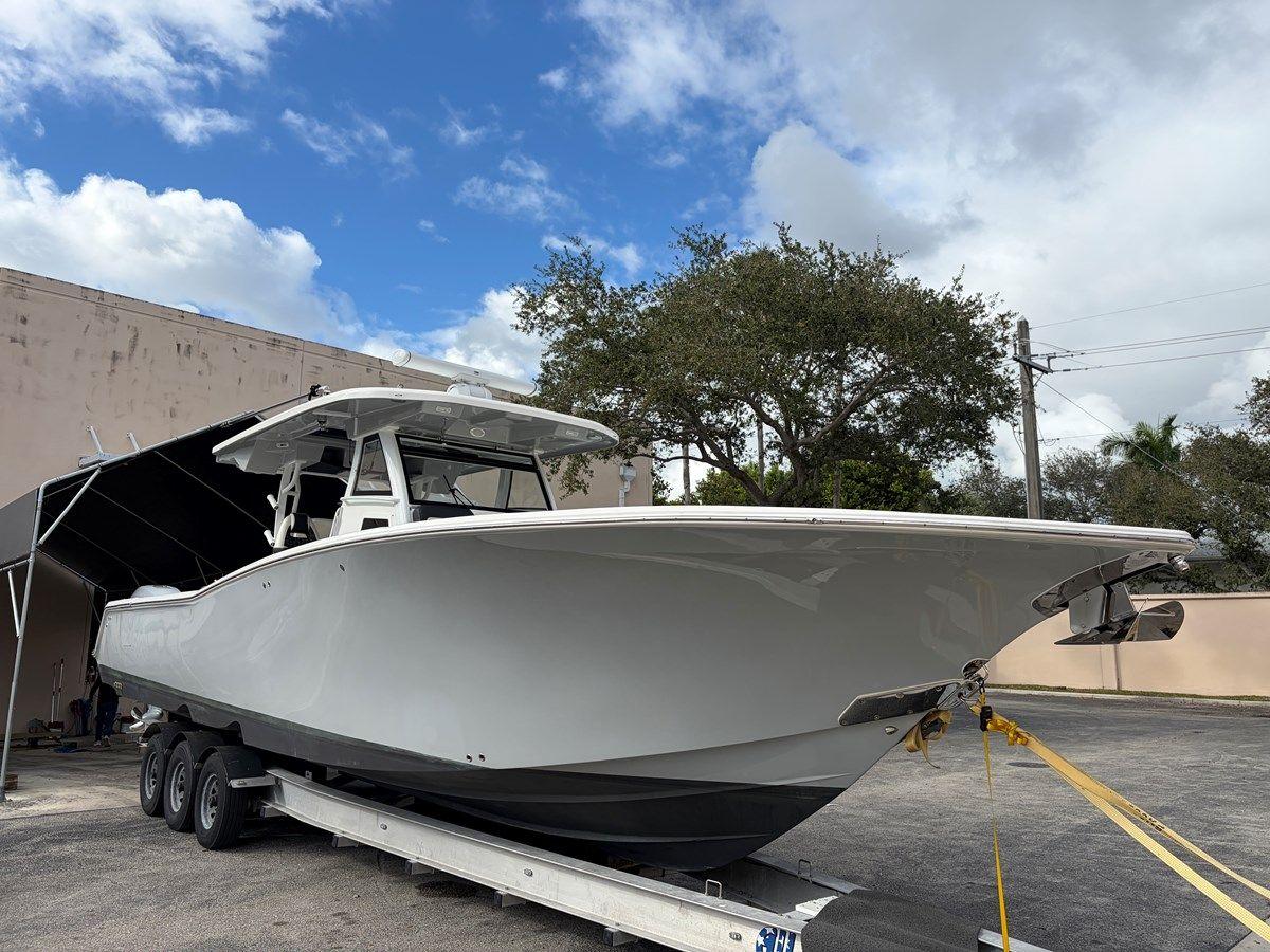 the best price on BAD ROMANCE V