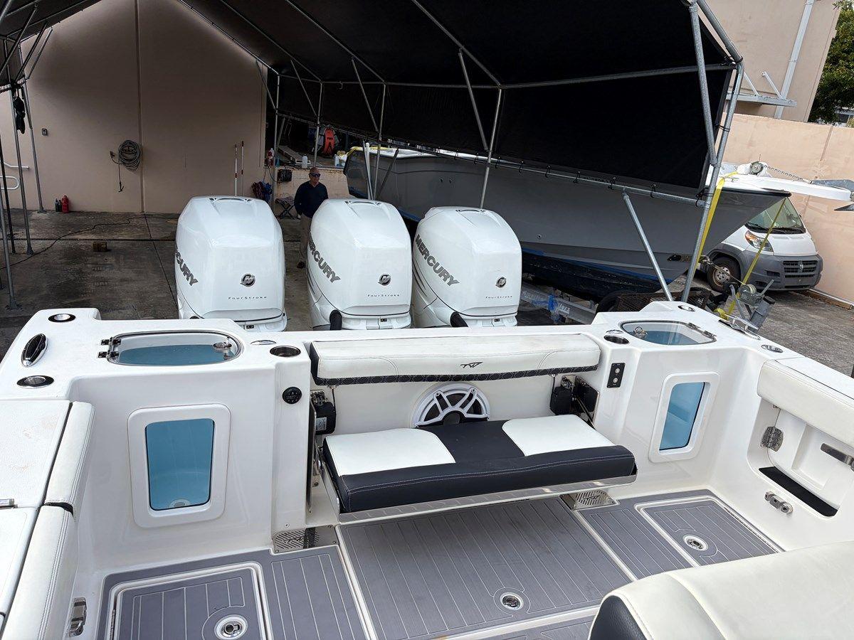 Buy a yacht BAD ROMANCE V - TIDEWATER