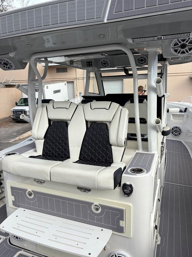 Buy a BAD ROMANCE V - TIDEWATER at Shestakov Yacht Sales