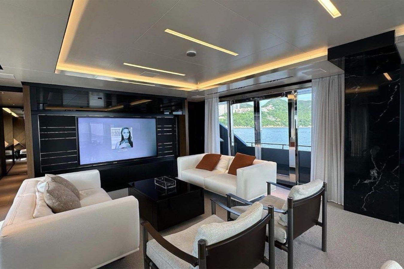 Riva 102' 102' Corsaro Super price