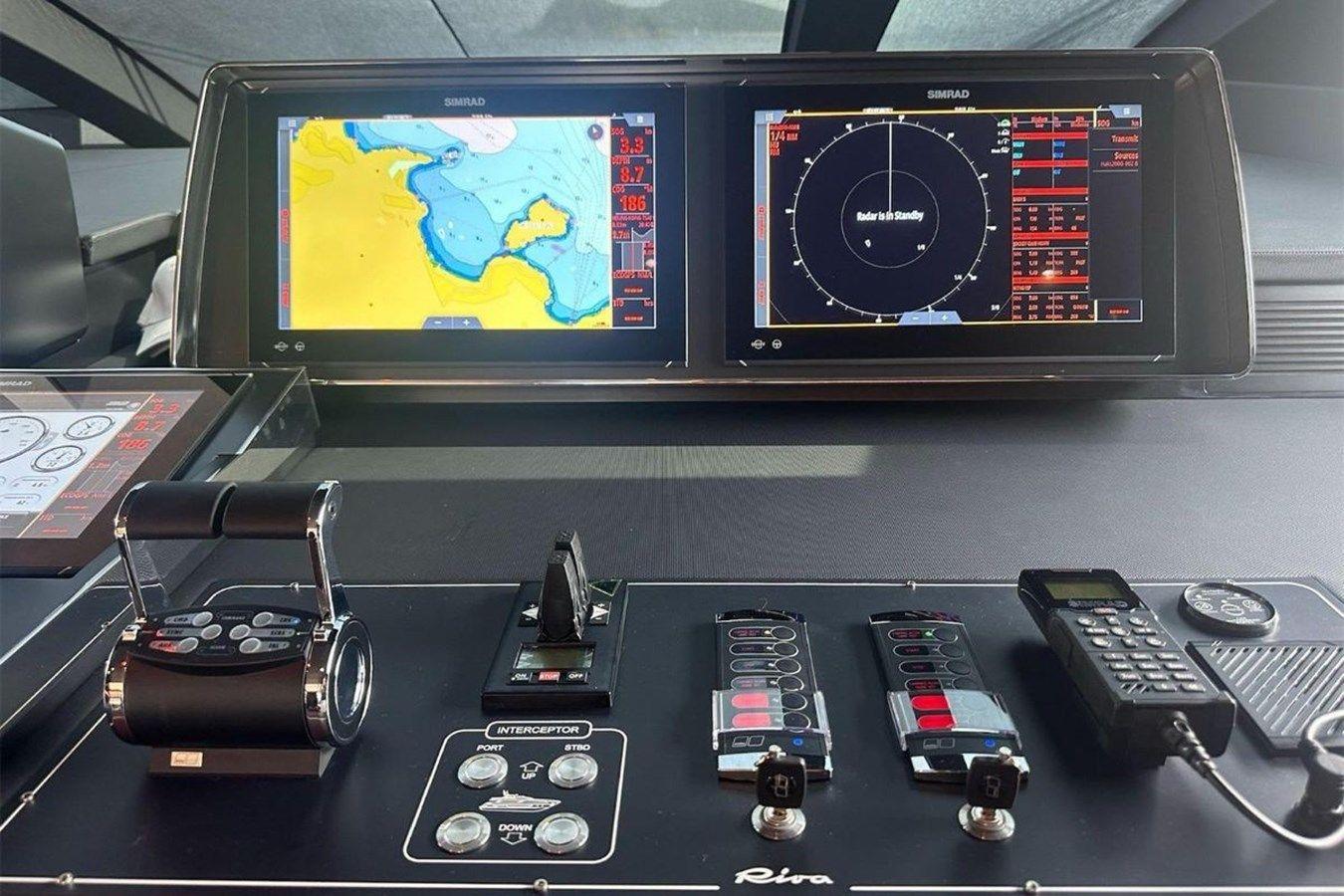 best yacht sales deals Riva 102' 102' Corsaro Super