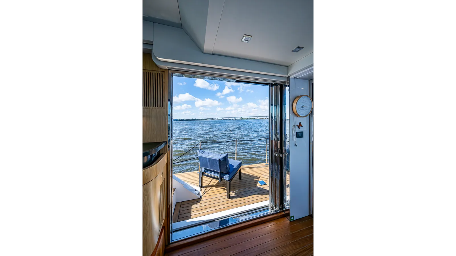 Лучшие предложения покупки яхты MONARCH 52 Fly