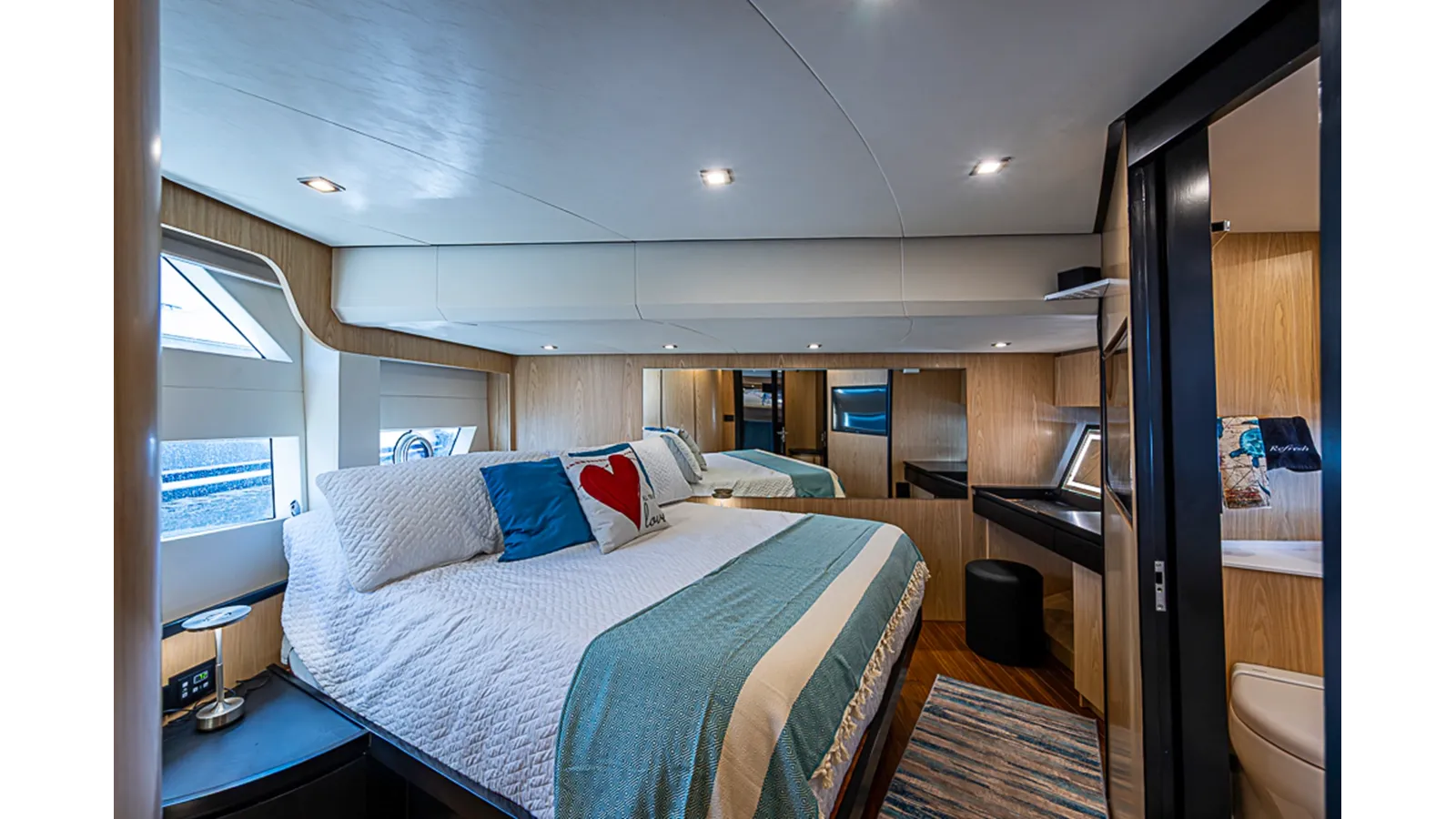 Стоимость яхты MONARCH 52 Fly