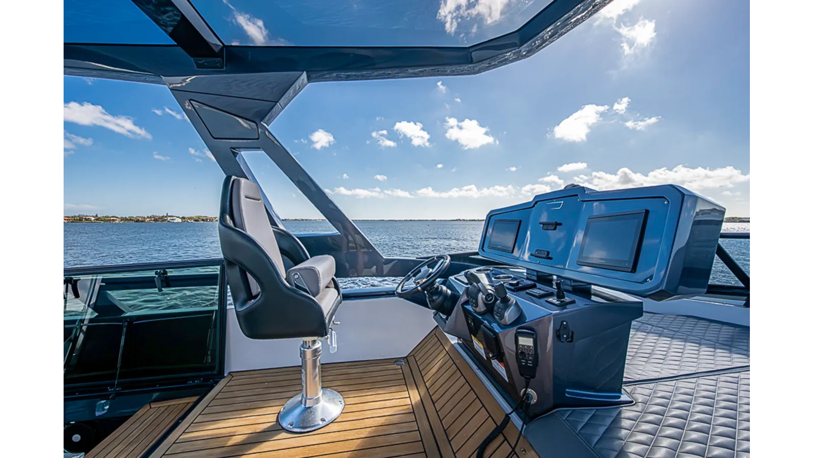 Купить MONARCH - OKEAN YACHTS