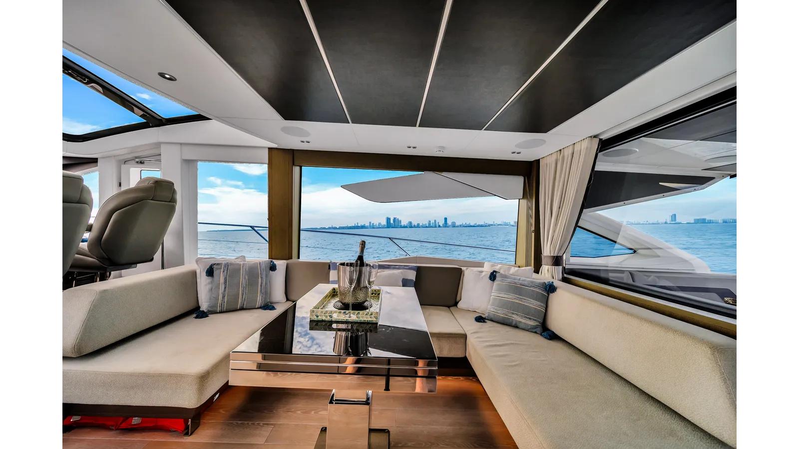 Buy a yacht Below Deck - Sunseeker