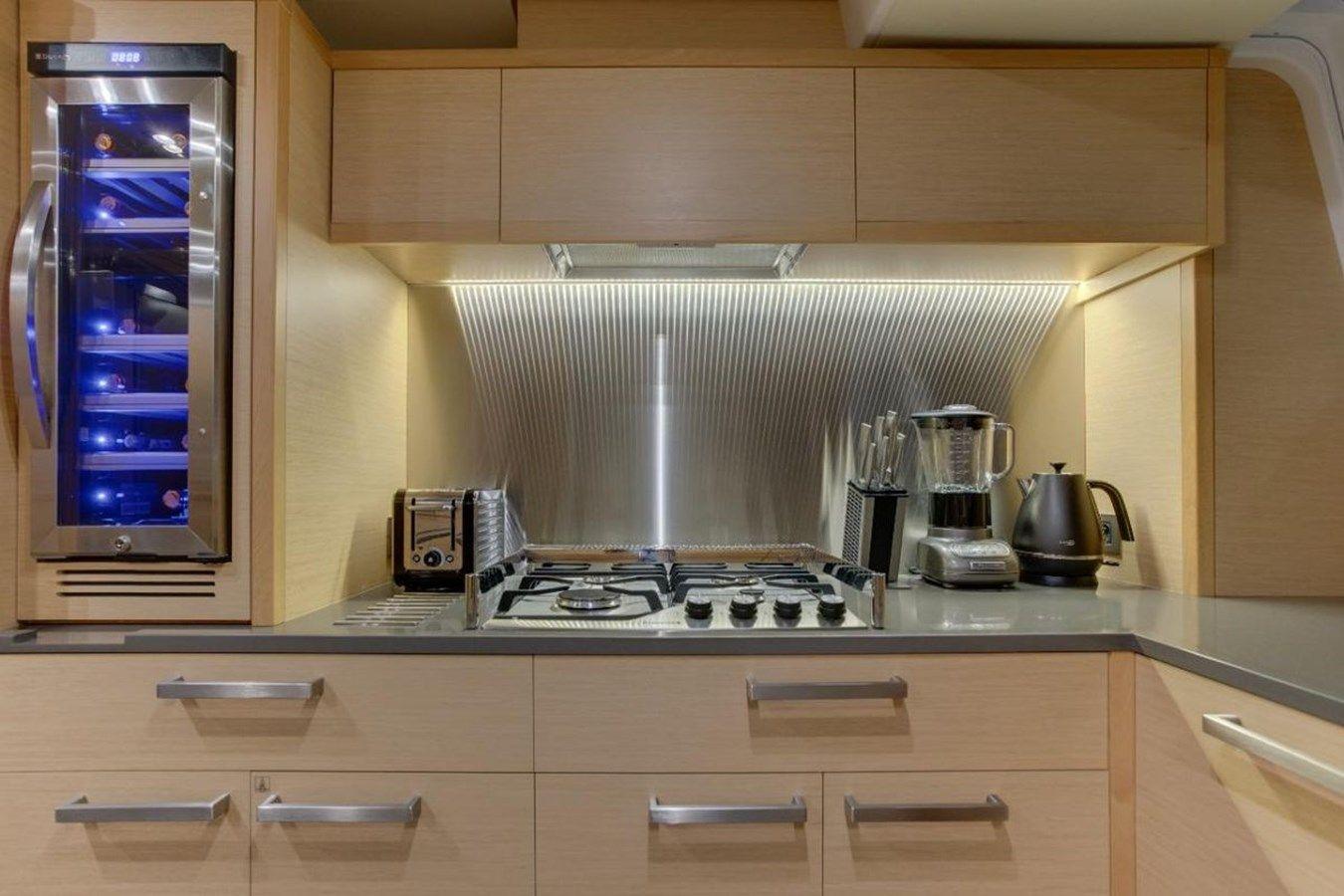 Buy a Lagoon 620 Essence - Lagoon at Shestakov Yacht Sales