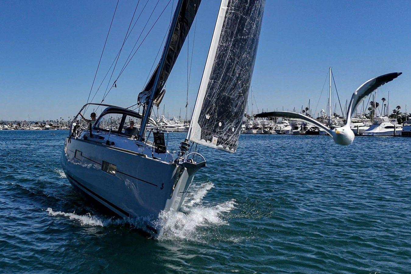 NEW LATITUDE - Beneteau