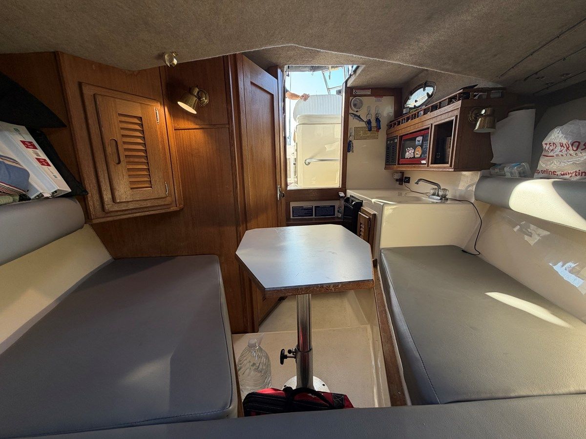 Buy a yacht Loco Mocean - ALBEMARLE