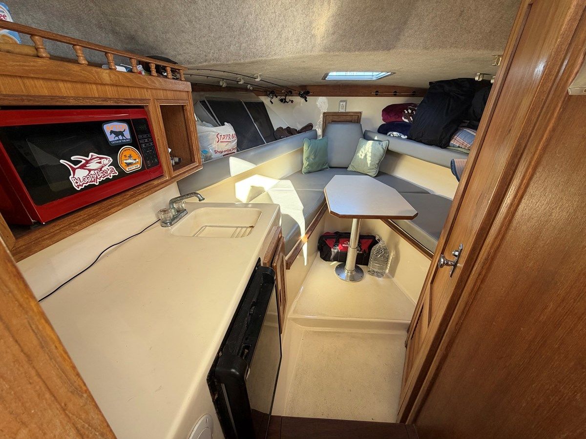best yacht sales deals Loco Mocean 28