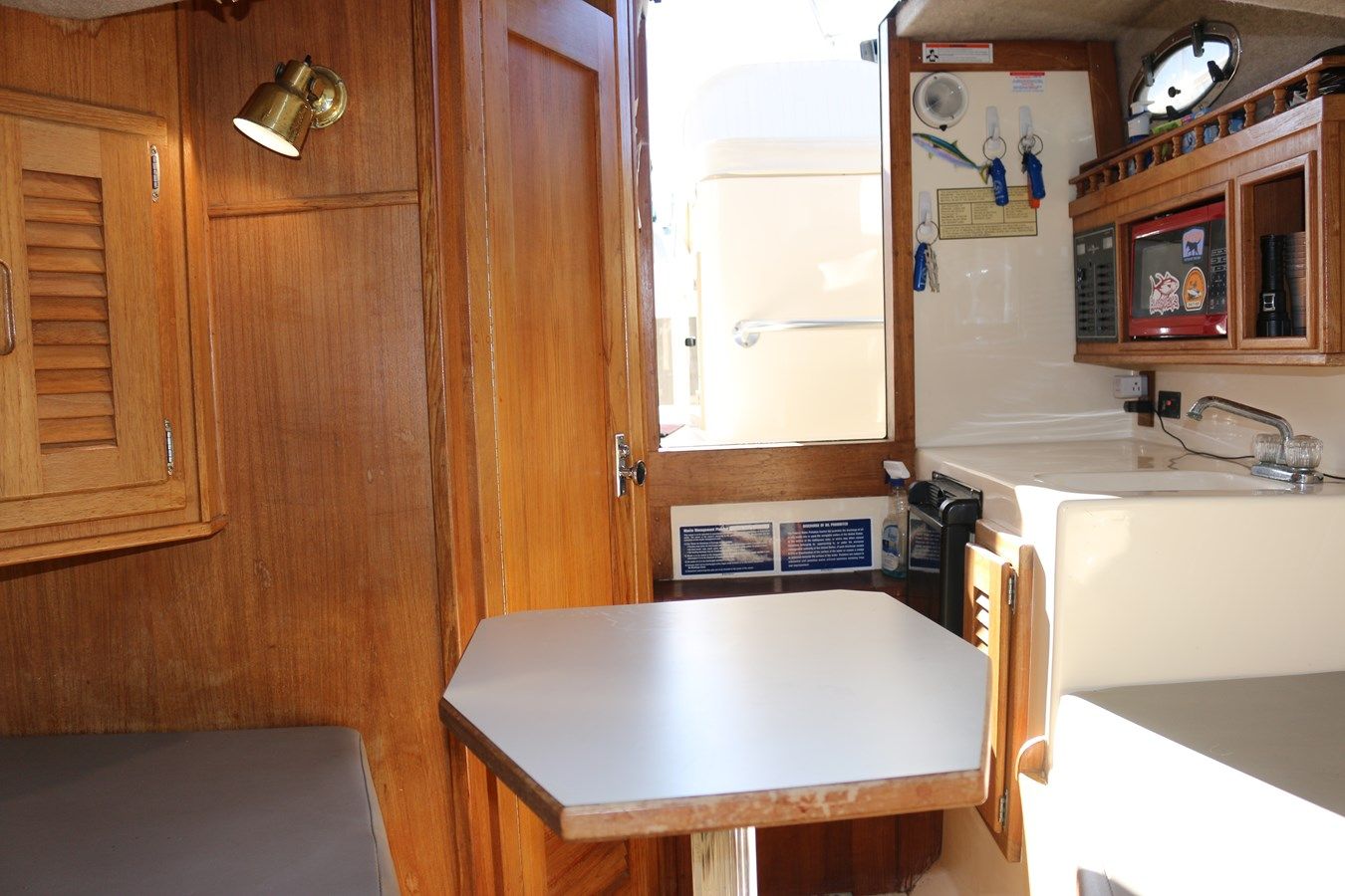 Loco Mocean 280 EXPRESS FISHERMAN WITH TOWER price