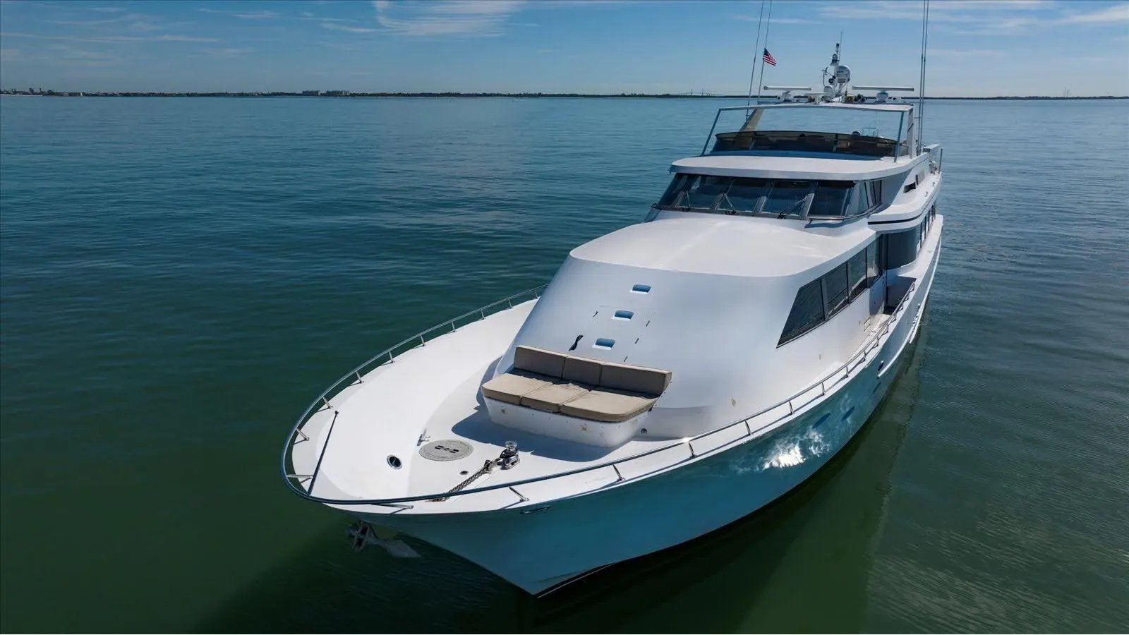 Buy a yacht Think B.I.G 106 Raised Pilothouse