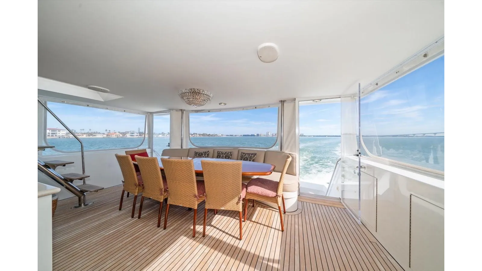 the best price on Think B.I.G 106 Raised Pilothouse