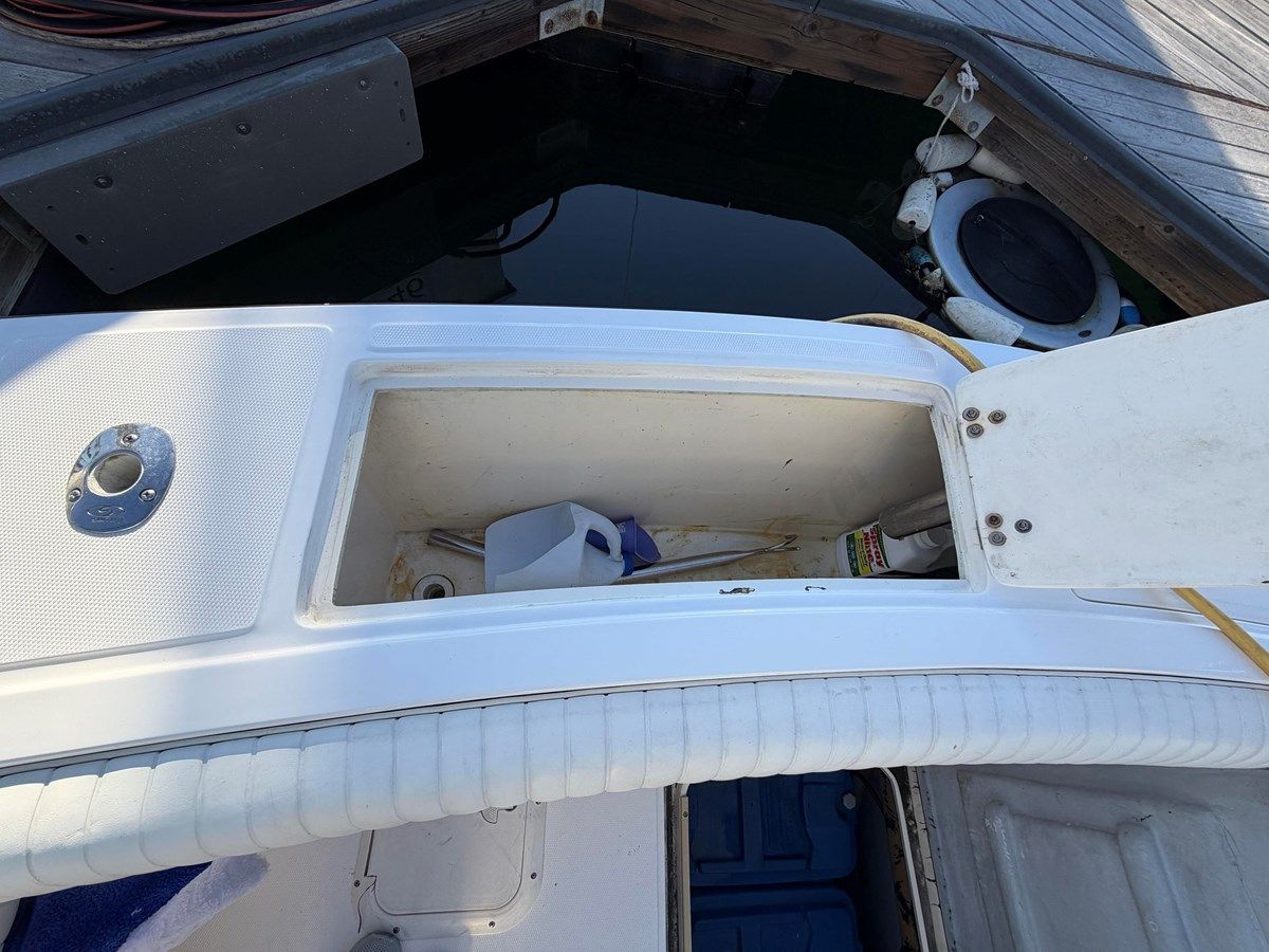 the best price on Loco Mocean 1999