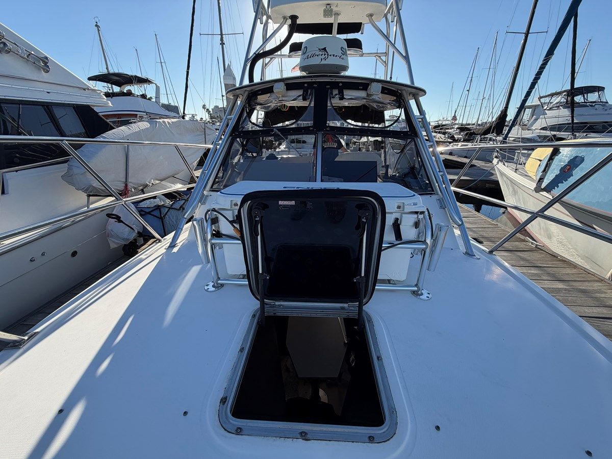 Buy a yacht Loco Mocean - ALBEMARLE