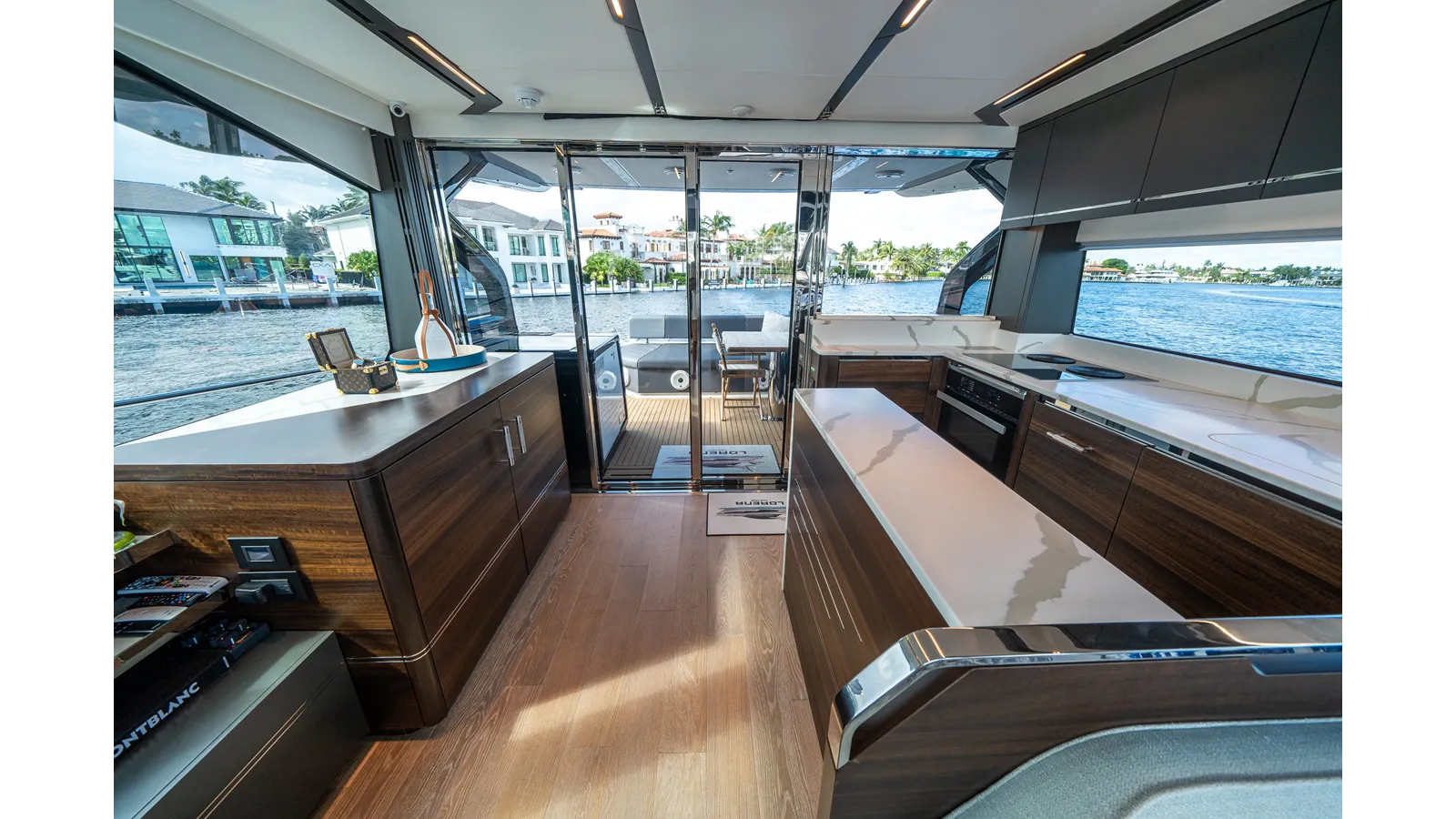 Лучшая цена на LORENA Predator 65