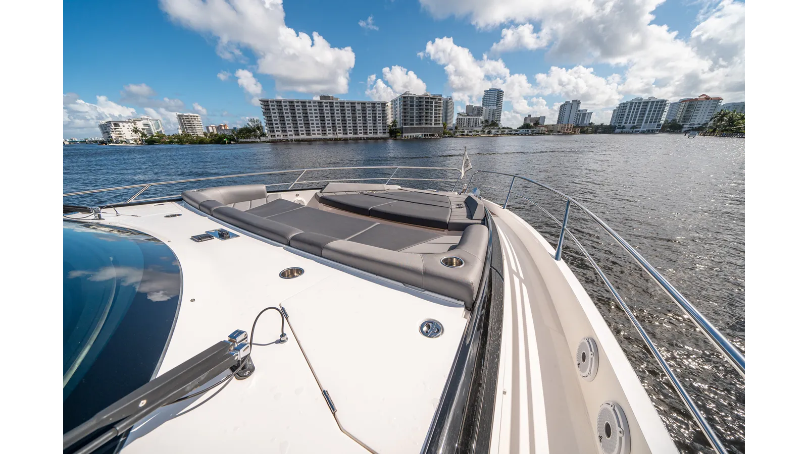 Лучшая цена на LORENA 2022