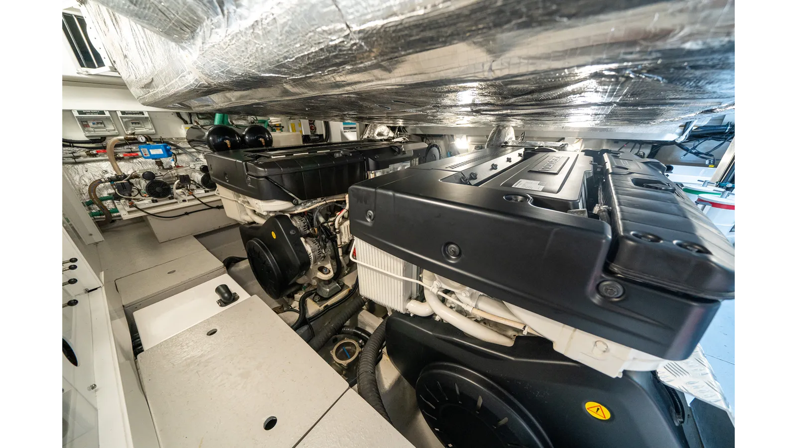 Купить LORENA - Sunseeker