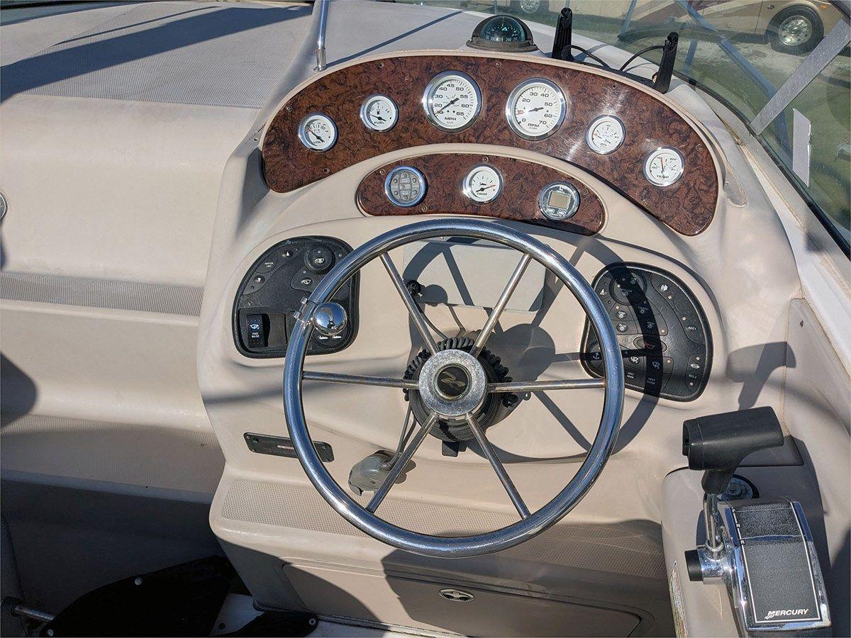 best yacht sales deals 28' Sea Ray 2001 280 Sundancer 28